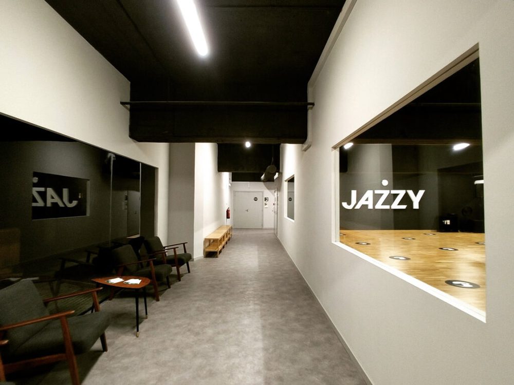 Hall — Jazzy Entrecampos
